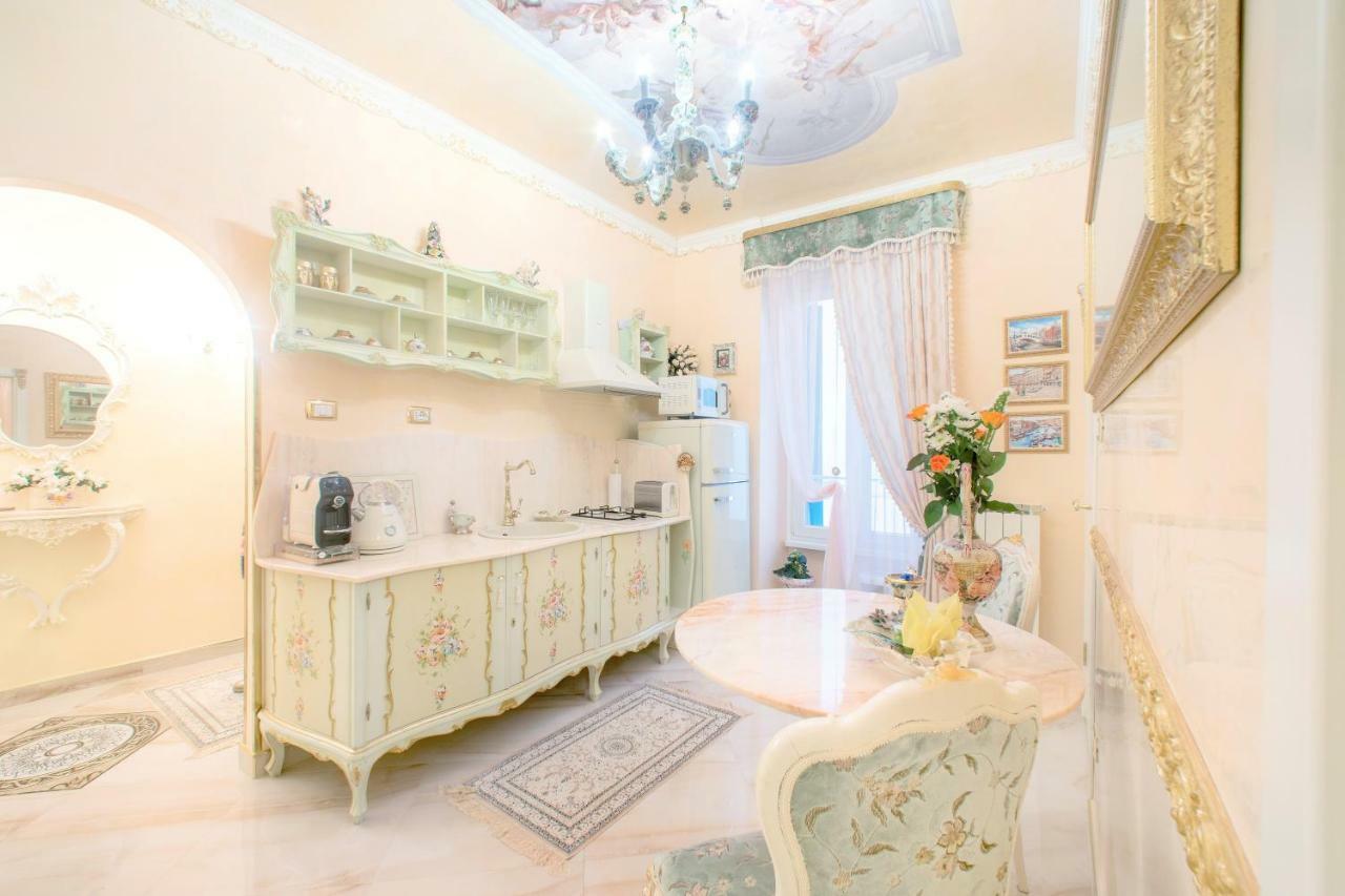 Fiore D'Arancio Luxury City Center Apartment Verona Ngoại thất bức ảnh