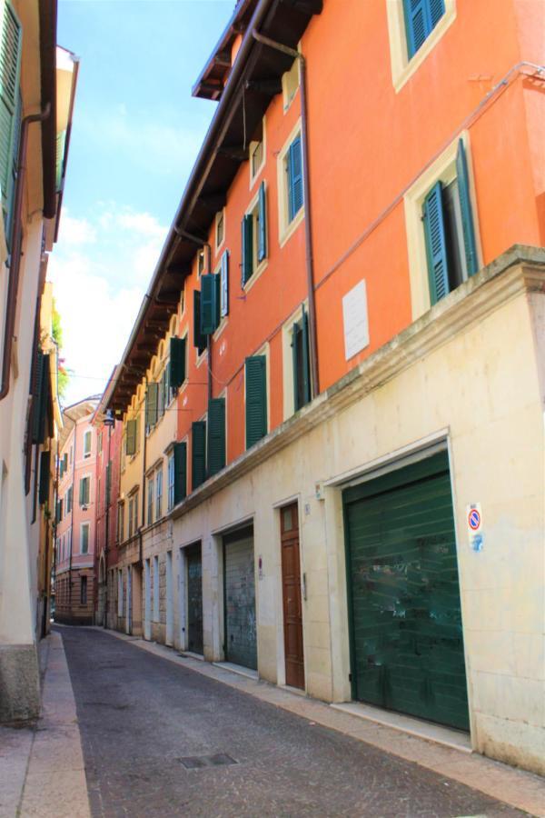 Fiore D'Arancio Luxury City Center Apartment Verona Ngoại thất bức ảnh